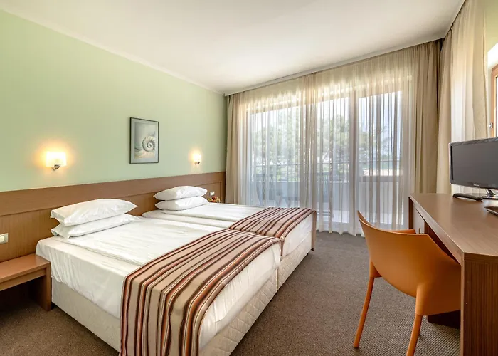 Jeravi Σάνι Μπιτς