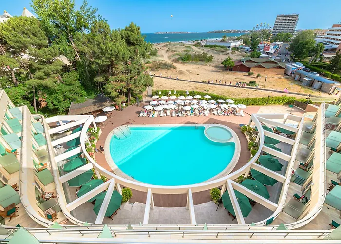 Ξενοδοχείο Jeravi 4*