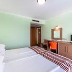 Jeravi Hotel 4*