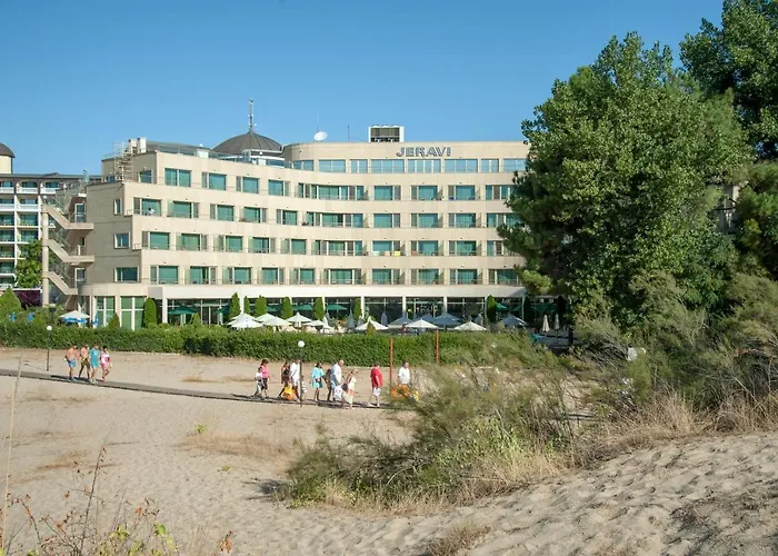 Jeravi Солнечный берег