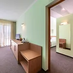 Hotel Jeravi Sluneční pobřeží