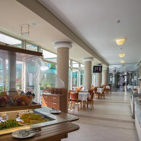 Jeravi 4* סאני ביץ'