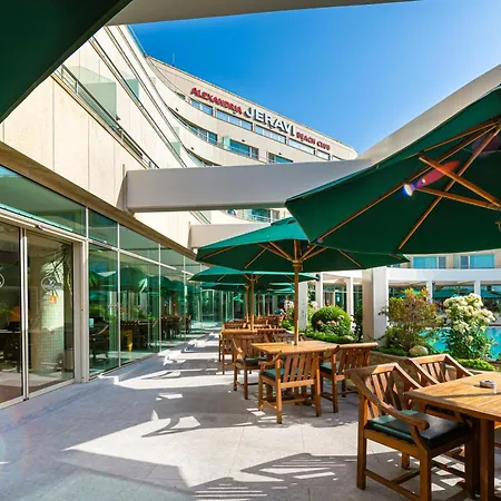 Jeravi Hotel 4*