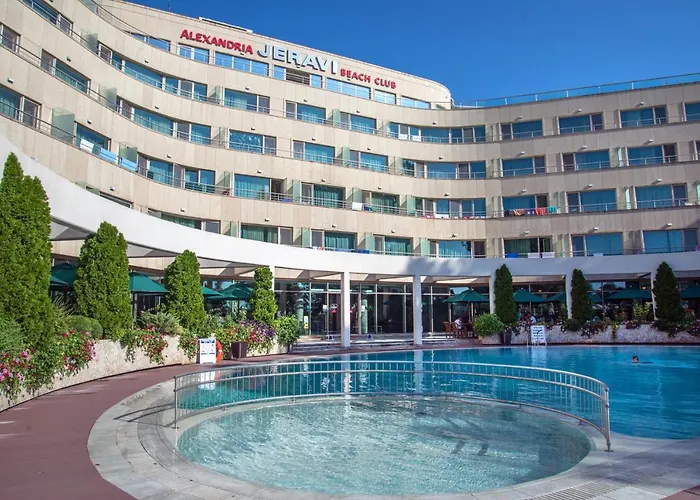 Jeravi 酒店 阳光海滩