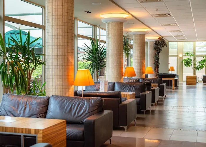 Jeravi 酒店 阳光海滩