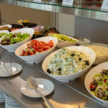 Jeravi Hotel 4*