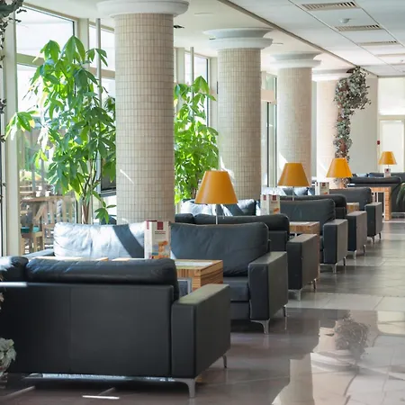Jeravi Hotel 4*